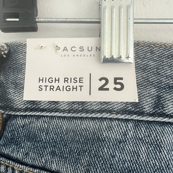NWT 25 PacSun High Rise Straight Jeans - Distressed - Picture 7 of 9